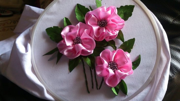 4 type of flowers embroidery