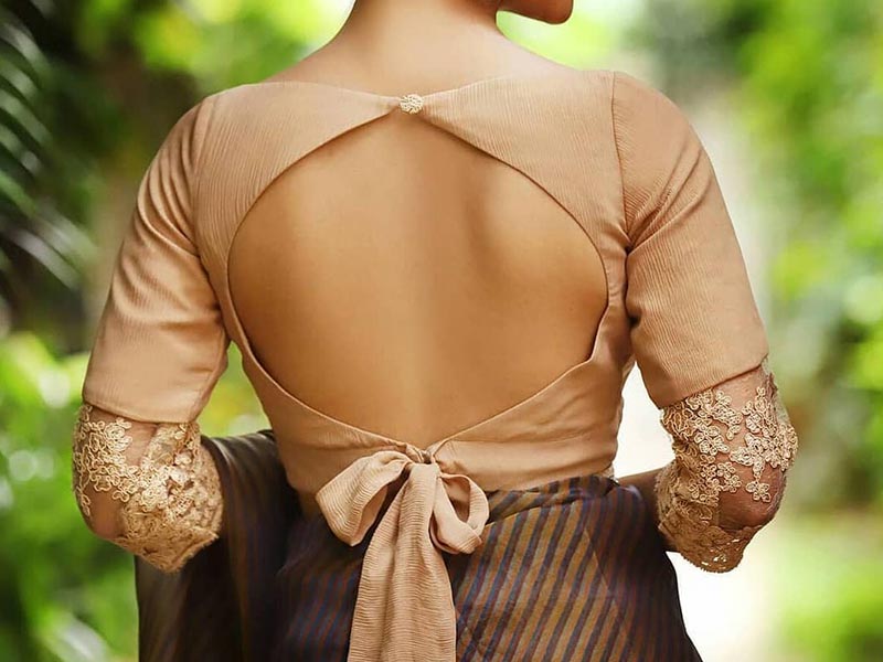 blouse with knot