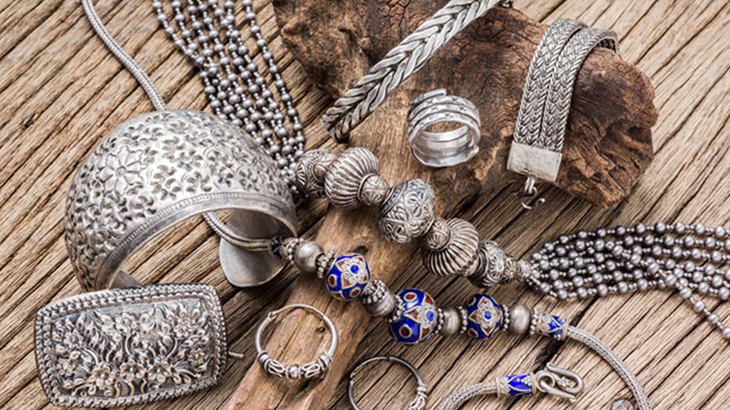 How to Pair Ethnic Jewellery with Western Wear  Anuradha Art Jewellery