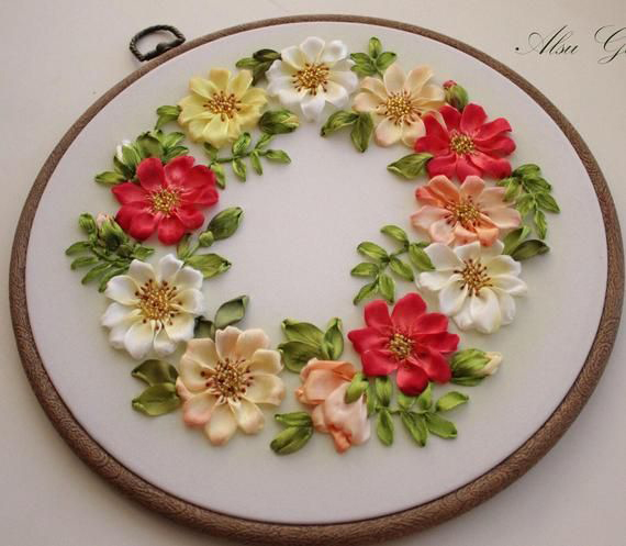 Learn Different Types of Ribbon Embroidery Design with Hunar Online