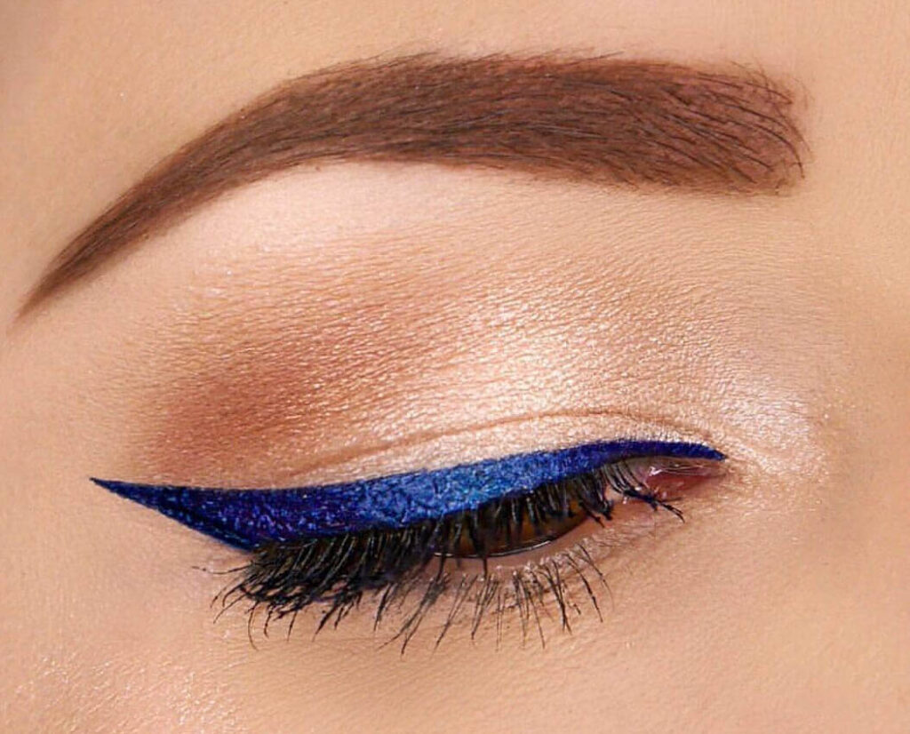 Blue Winged Liner Look Blue Winged Liner Look