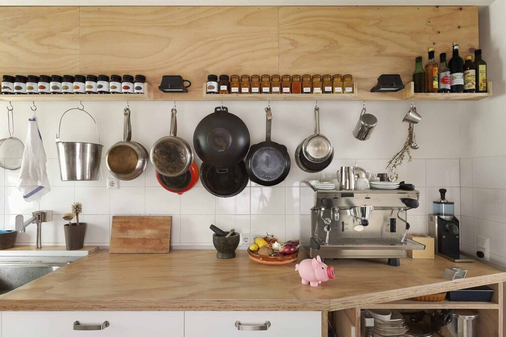 hanging crockery in kitchen hanging crockery in kitchen