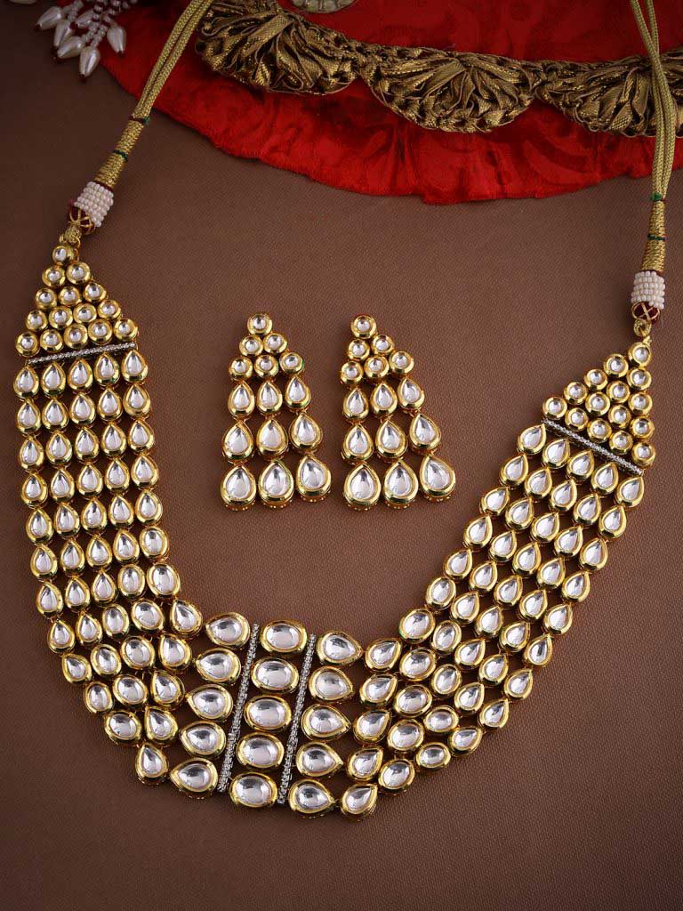 The Auspicious Trend Of Temple Jewellery - Niscka