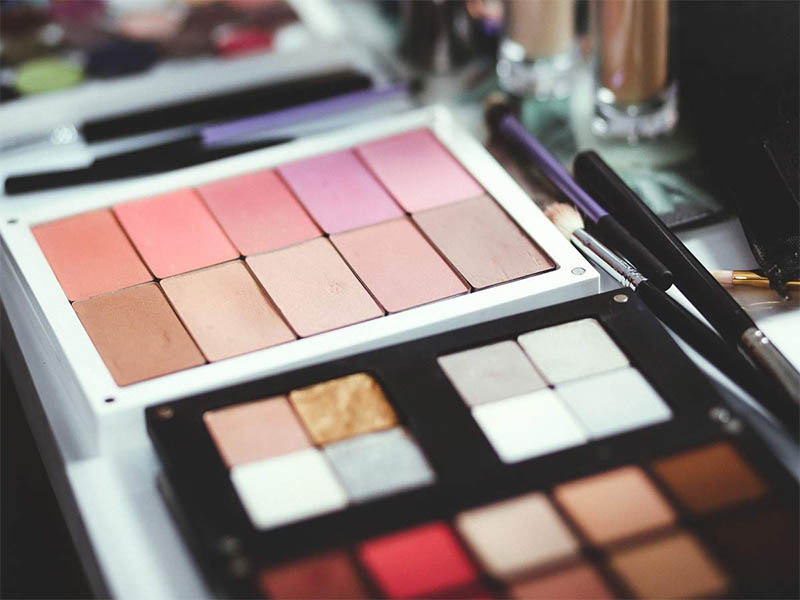 eye shadow eye shadow