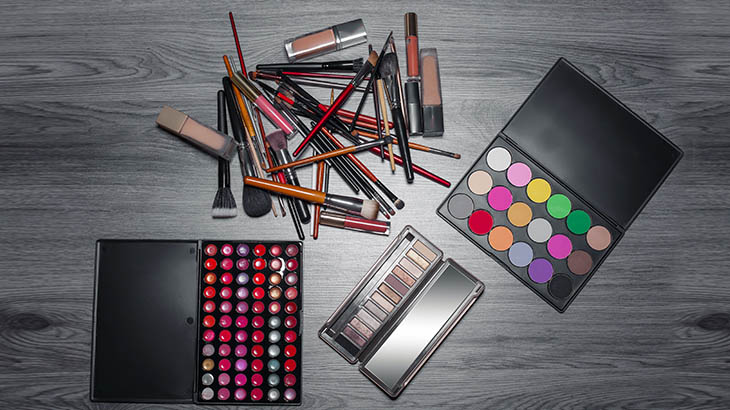 professional makeup courses