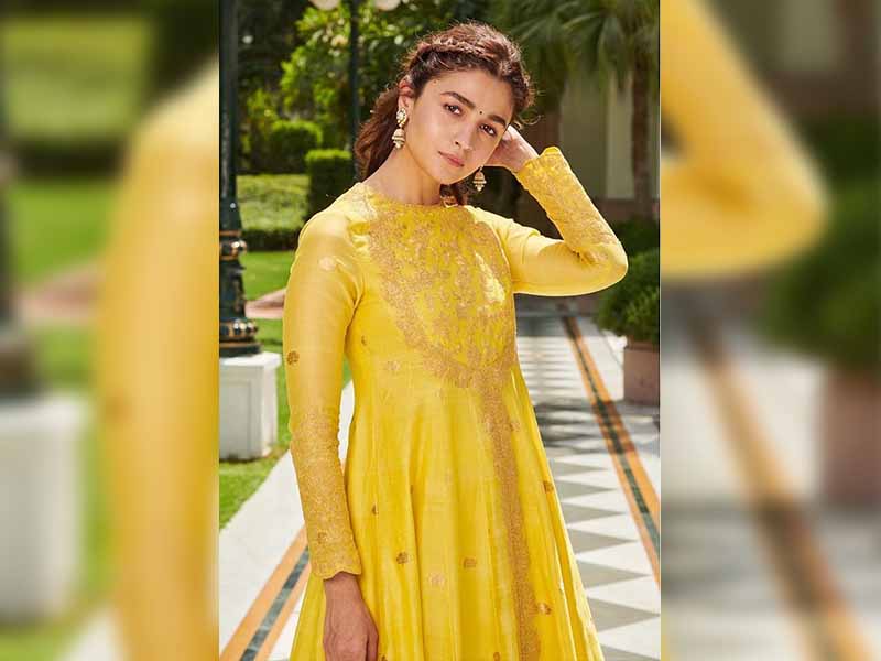 Alia Bhatt in Anarkali Suit Alia Bhatt in Anarkali Suit