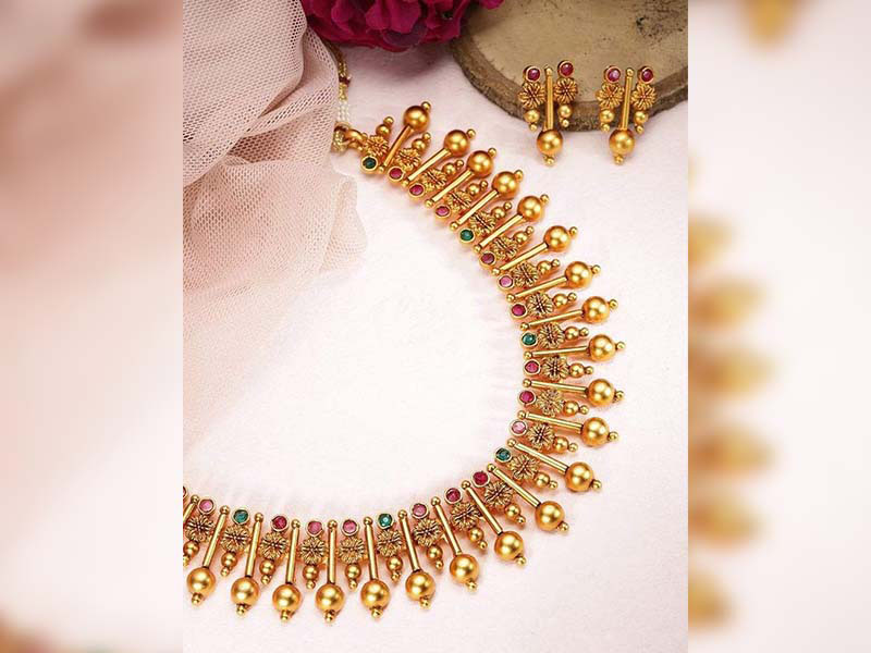 5 Necklace Designs To Own If You Love Silk Sarees! | Saree, Saree trends,  Silk sarees