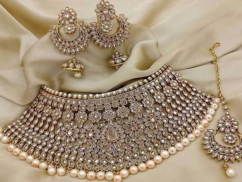 Trendiest and Latest Gold Jewellery Designs for Weddings!