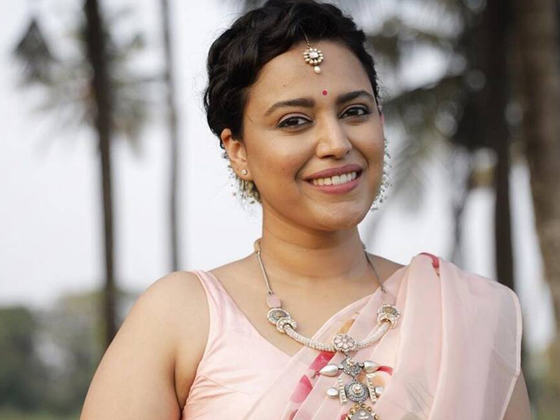 swara bhasker pink floral saree swara bhasker pink floral saree
