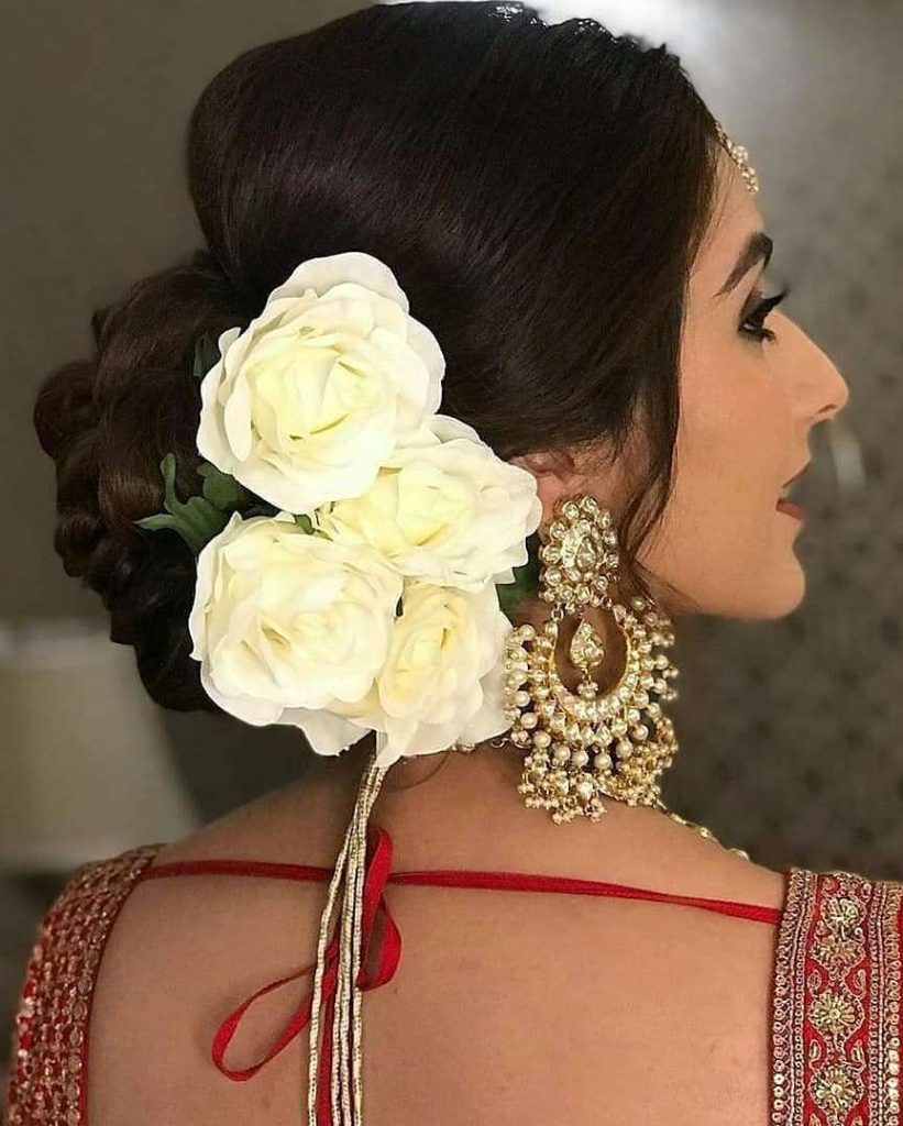 20 Simple Juda Hairstyles for Wedding Sarees and Lehengas | Bridal hair  buns, Bun hairstyles for long hair, Hairdo for long hair