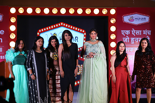 Live Digital Fashion Show Live Digital Fashion Show