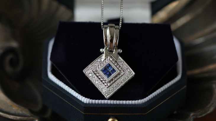Jewellery designing-T