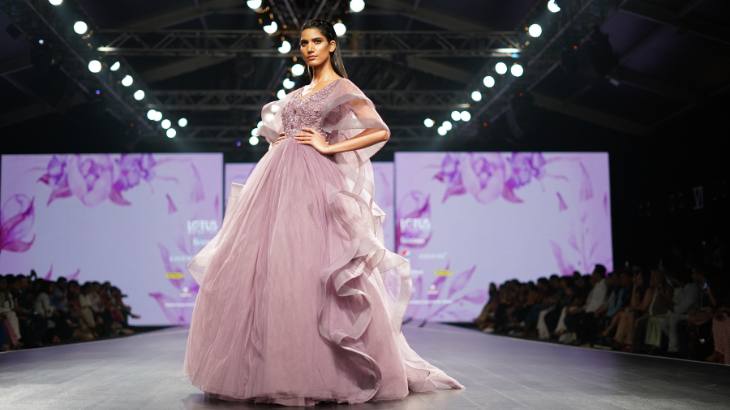 Fashion-show-T